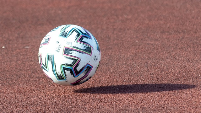 暗示了俱乐 暗示了俱乐